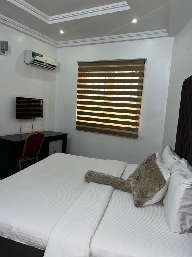 Grand Palazzo Hotel Gwarimpa Abuja Exteriér fotografie