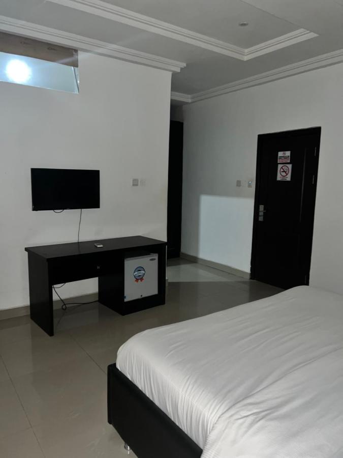 Grand Palazzo Hotel Gwarimpa Abuja Exteriér fotografie