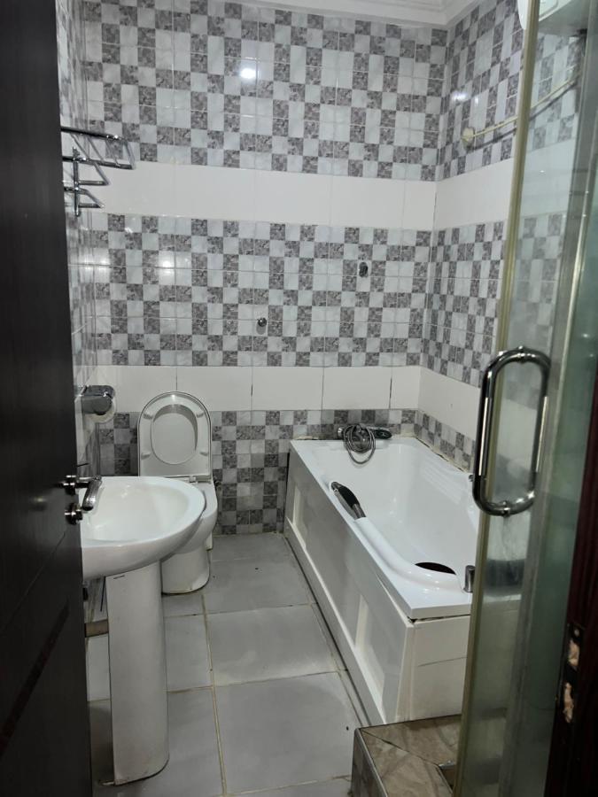 Grand Palazzo Hotel Gwarimpa Abuja Exteriér fotografie