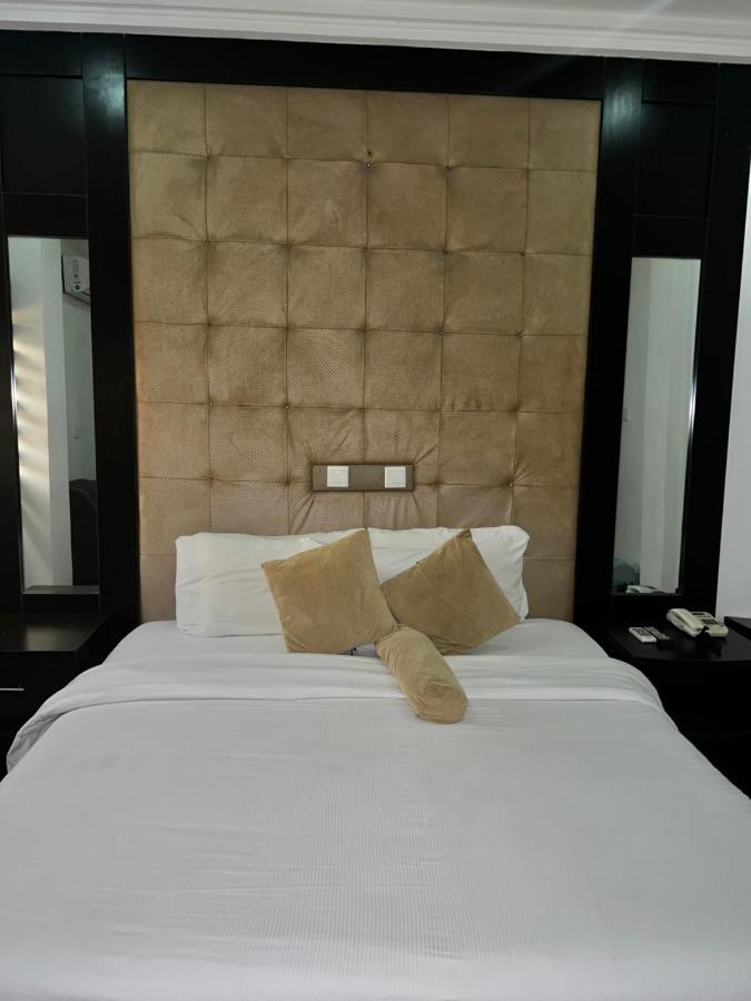 Grand Palazzo Hotel Gwarimpa Abuja Exteriér fotografie
